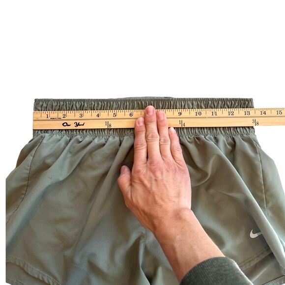 Nike Shorts 3" Womens Size Small Green Dri-Fit Mid Rise Brief Lined Workout - Picture 8 of 11